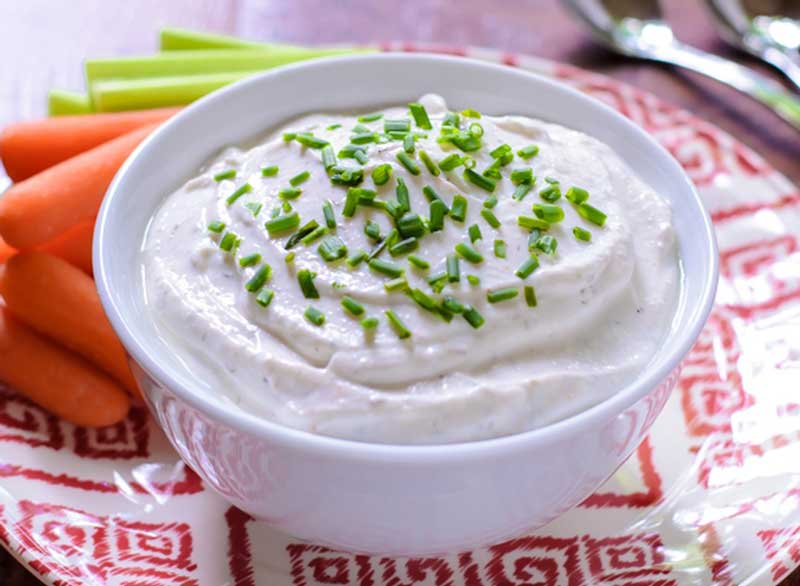greek-yogurt-ranch-dip